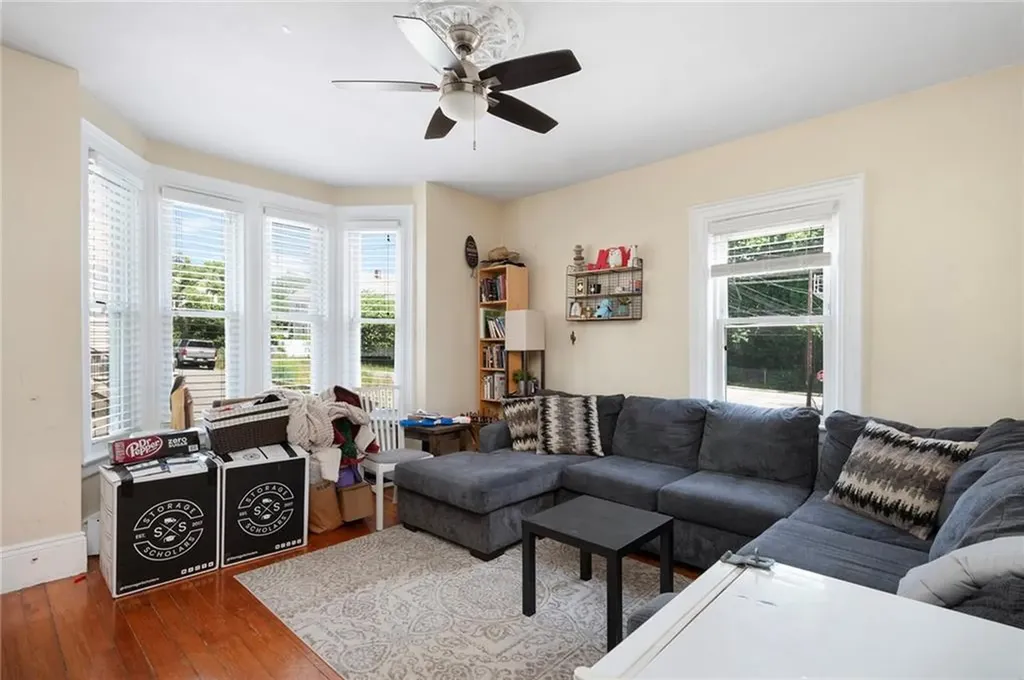 33 Amy Street Providence RI 02906