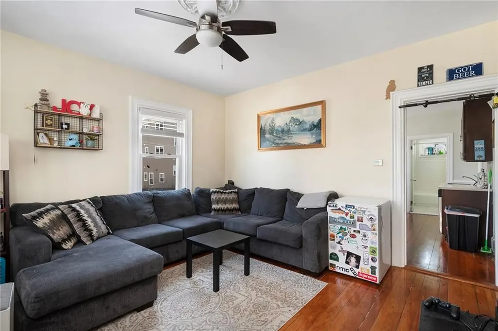33 Amy Street Providence RI 02906