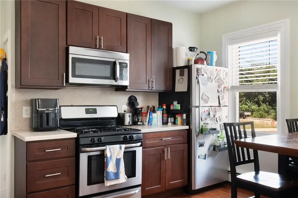 33 Amy Street Providence RI 02906