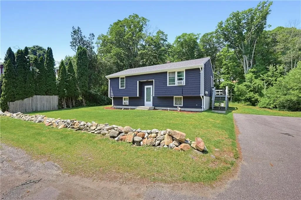 48 Church Street Burrillville RI 02859