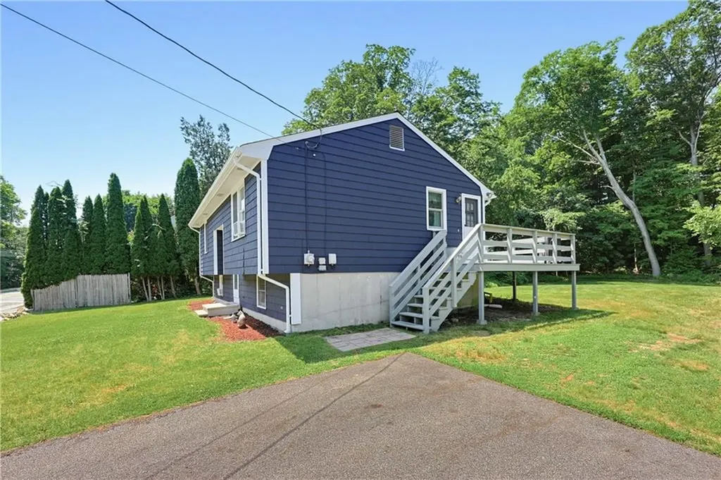 48 Church Street Burrillville RI 02859