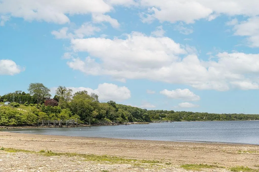 326 Windstone Drive Portsmouth RI 02871