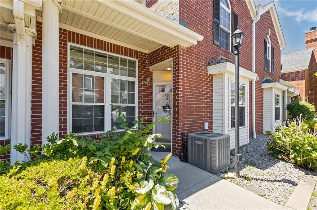 626 Smithfield Road North Providence RI 02904