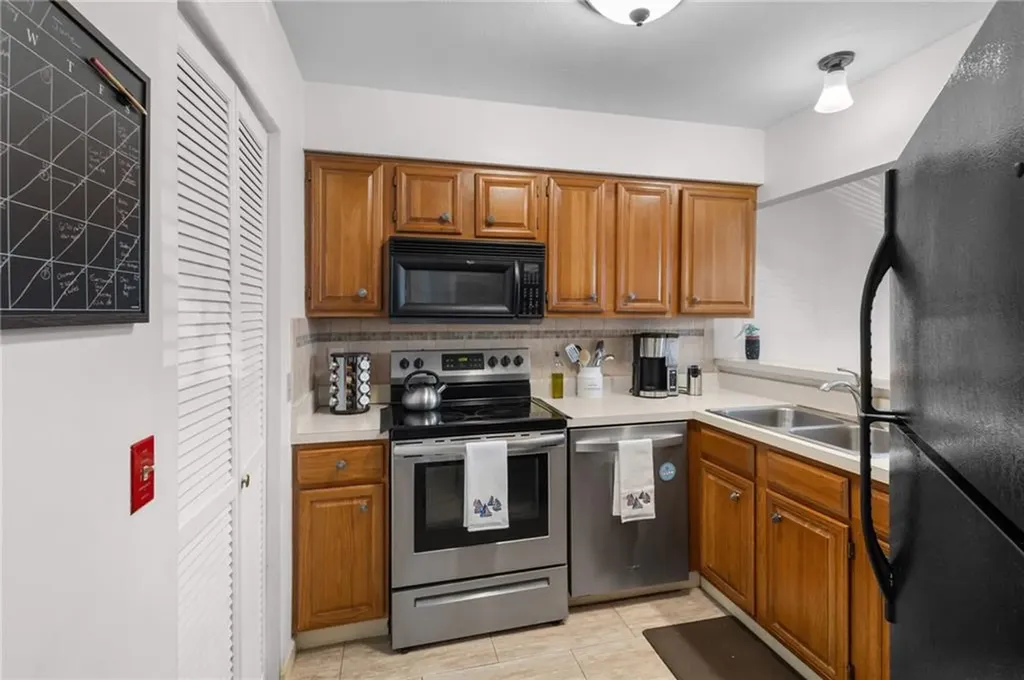 626 Smithfield Road North Providence RI 02904
