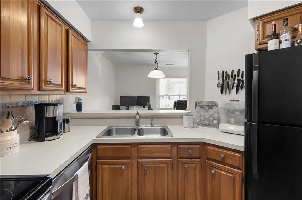 626 Smithfield Road North Providence RI 02904