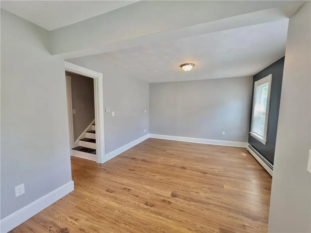 5 Greystone Avenue North Providence RI 02911