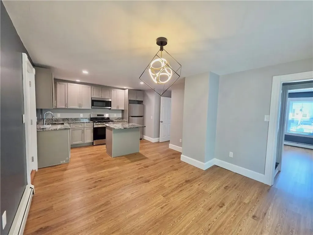 5 Greystone Avenue North Providence RI 02911