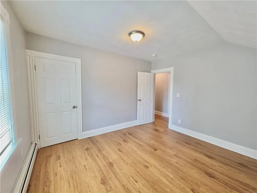 5 Greystone Avenue North Providence RI 02911