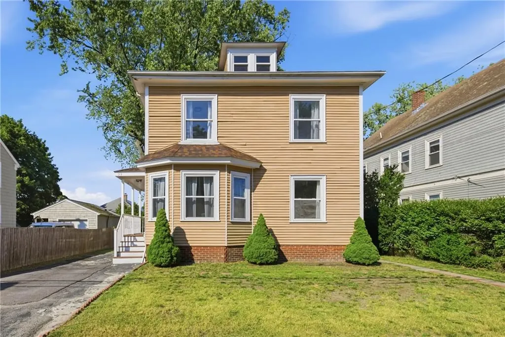 59 Bourne Avenue East Providence RI 02916
