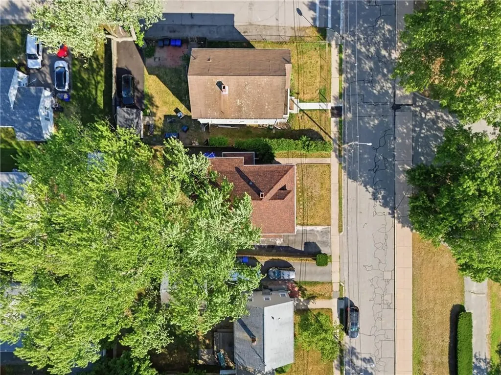 59 Bourne Avenue East Providence RI 02916