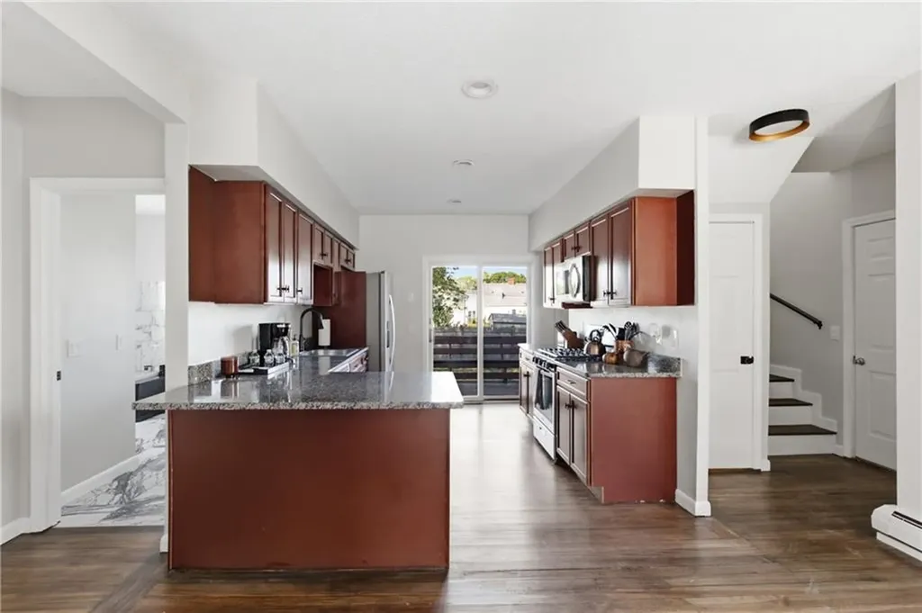 59 Bourne Avenue East Providence RI 02916
