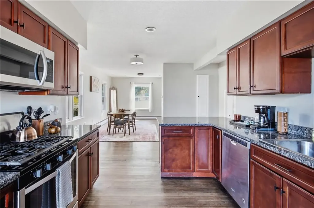 59 Bourne Avenue East Providence RI 02916
