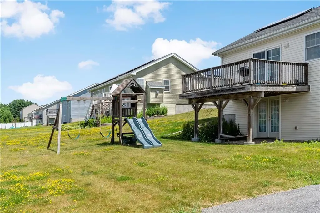 139 Danielle Drive Woonsocket RI 02895