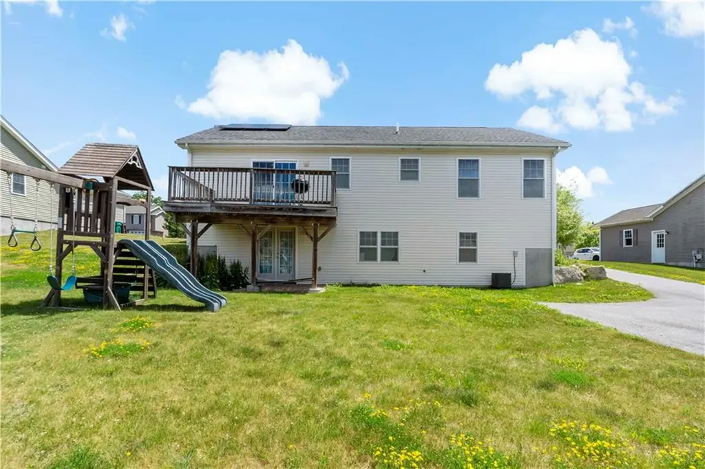 139 Danielle Drive Woonsocket RI 02895