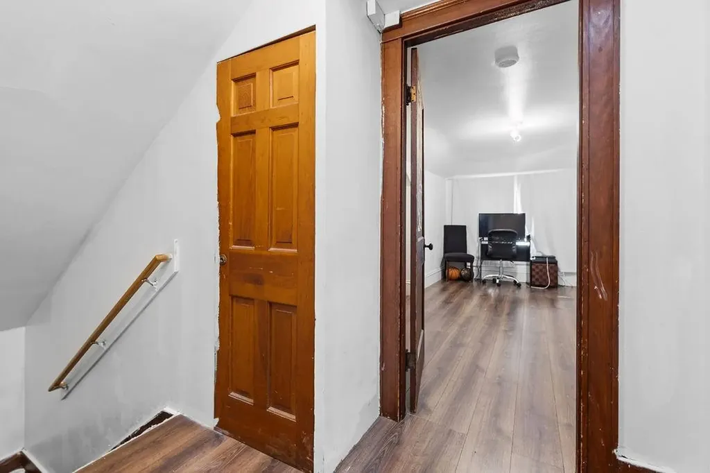 139 Fort Street East Providence RI 02914