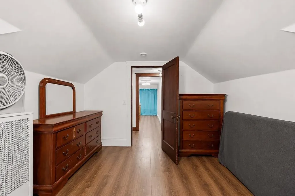 139 Fort Street East Providence RI 02914
