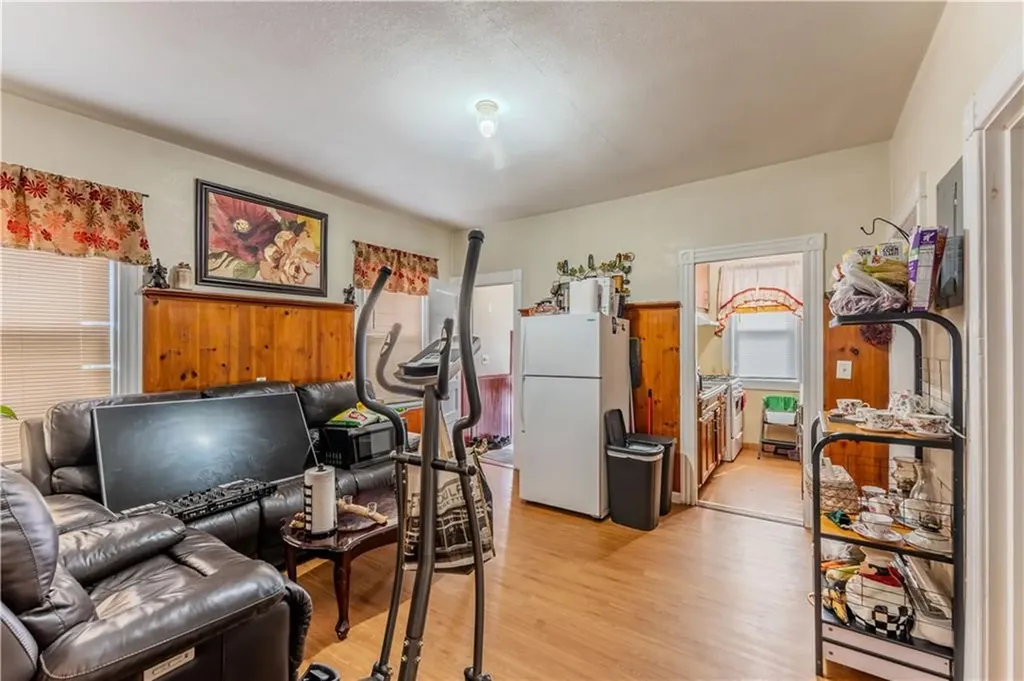 264 Douglas Avenue Providence RI 02908