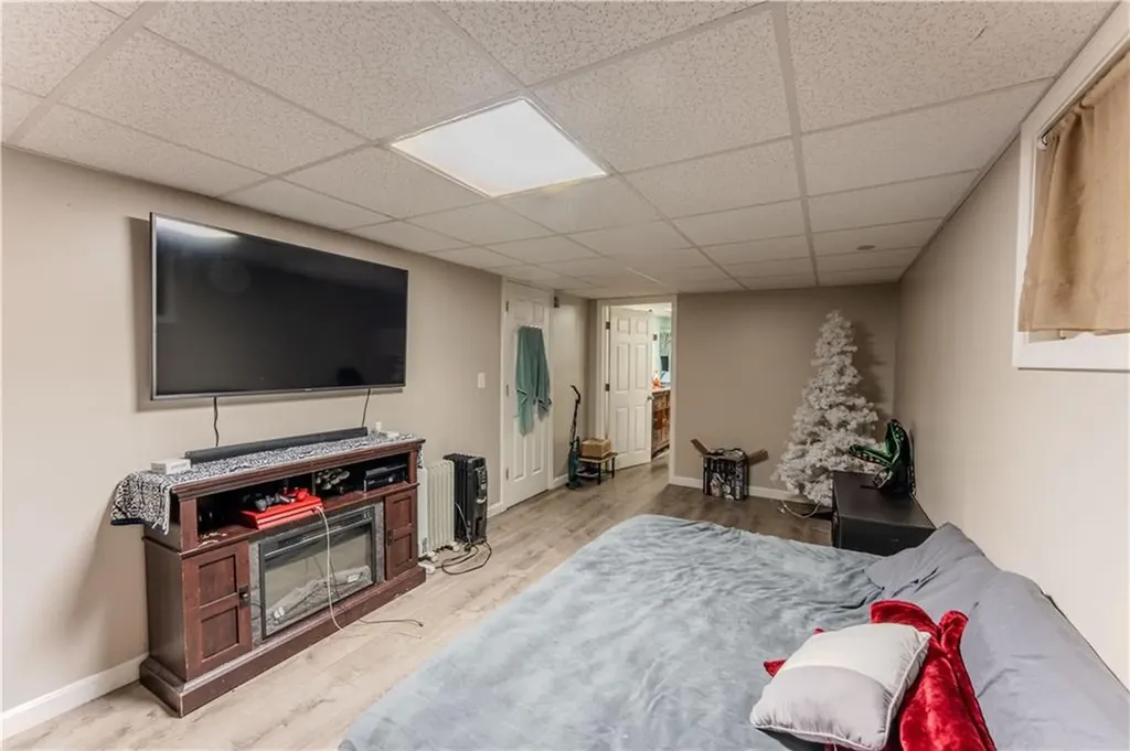 264 Douglas Avenue Providence RI 02908