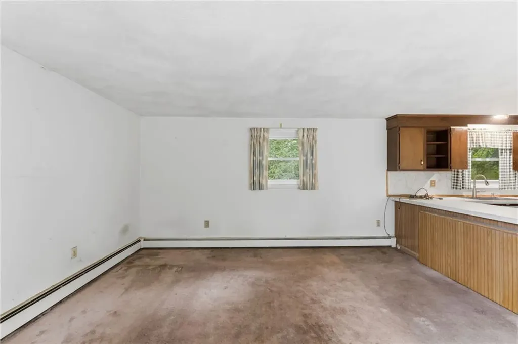 41 Shirley Street Warwick RI 02888
