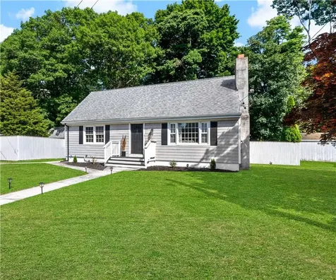 80 Briggs Lane Tiverton RI 02878