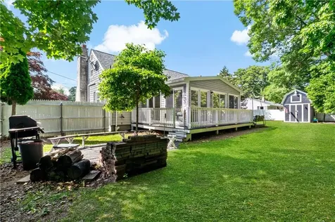80 Briggs Lane Tiverton RI 02878