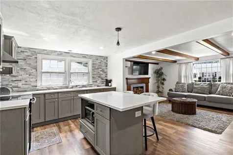 80 Briggs Lane Tiverton RI 02878