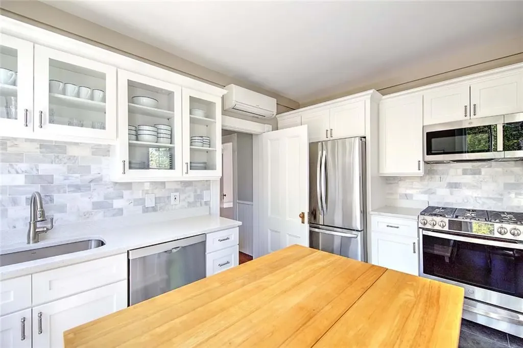 240 Brown Street Providence RI 02906