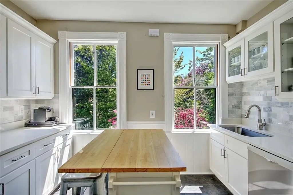 240 Brown Street Providence RI 02906