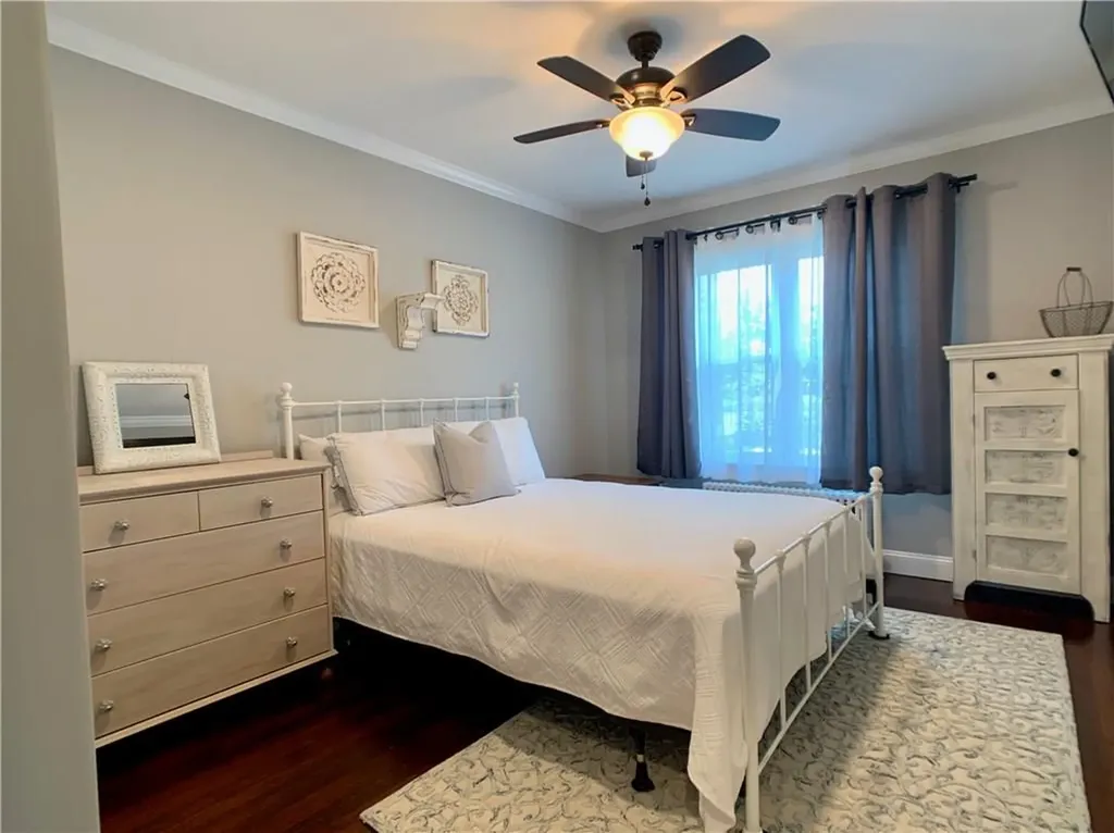 18 Sylvan Street Newport RI 02840