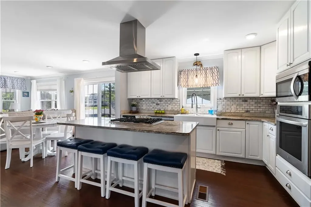 55 Sloop Drive Portsmouth RI 02871