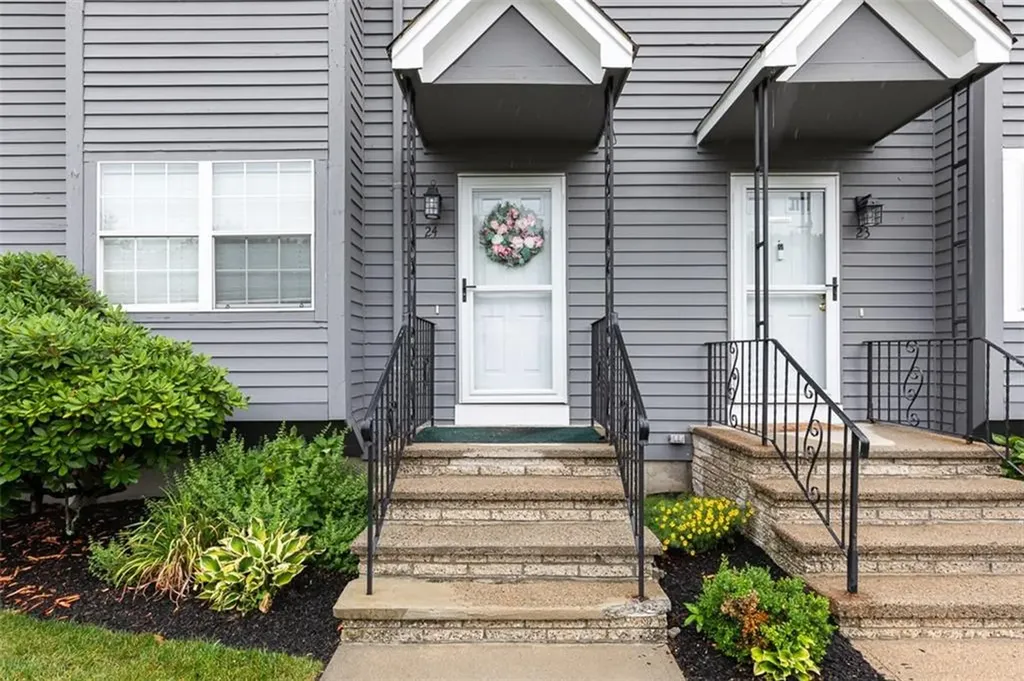 2 Magnum Court Smithfield RI 02917