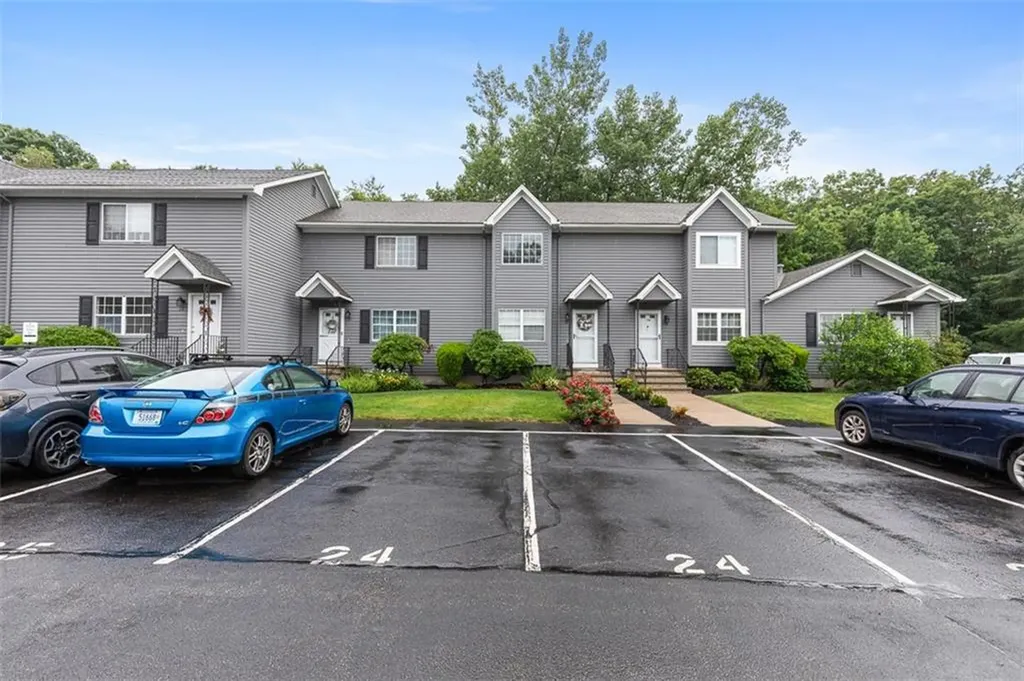 2 Magnum Court Smithfield RI 02917