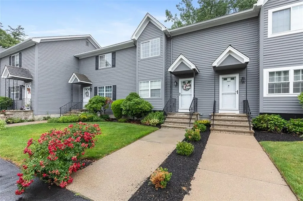 2 Magnum Court Smithfield RI 02917