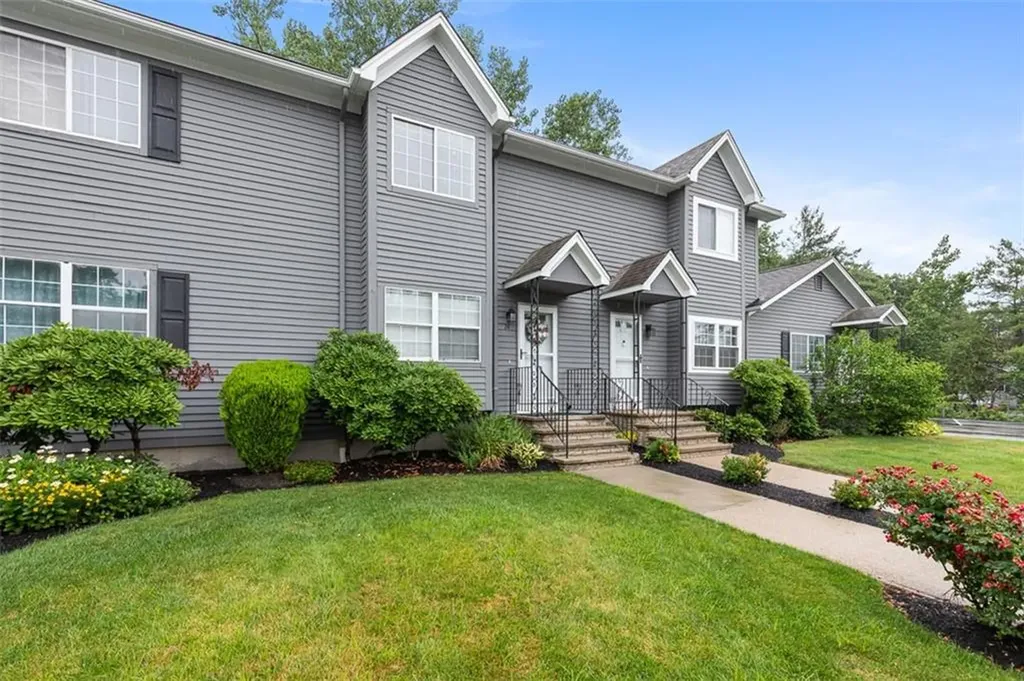 2 Magnum Court Smithfield RI 02917