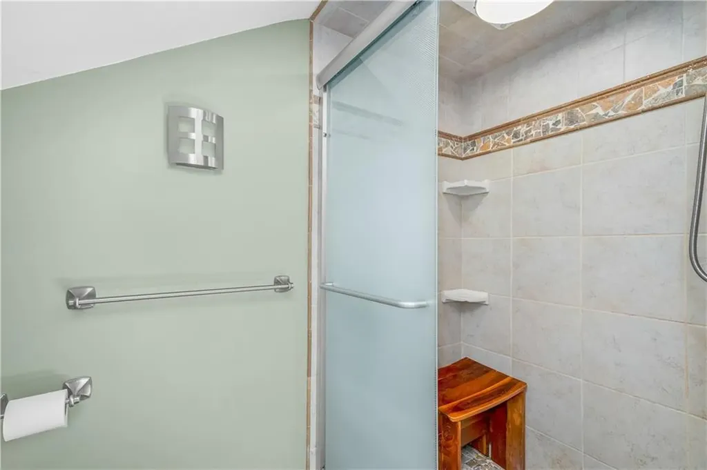 116 Benbridge Avenue Warwick RI 02888
