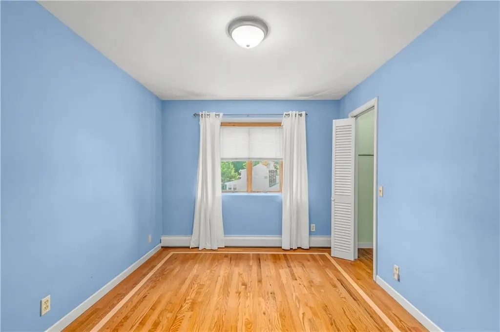 116 Benbridge Avenue Warwick RI 02888