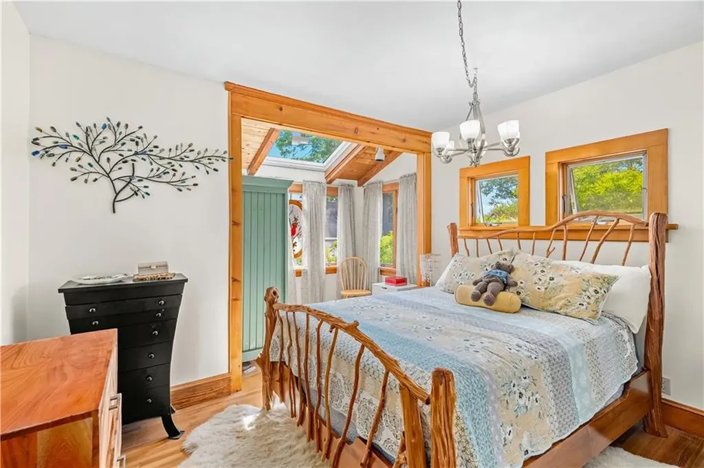 116 Benbridge Avenue Warwick RI 02888