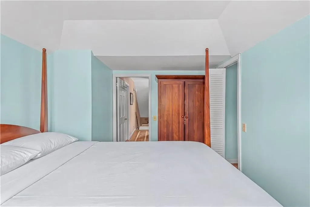 116 Benbridge Avenue Warwick RI 02888