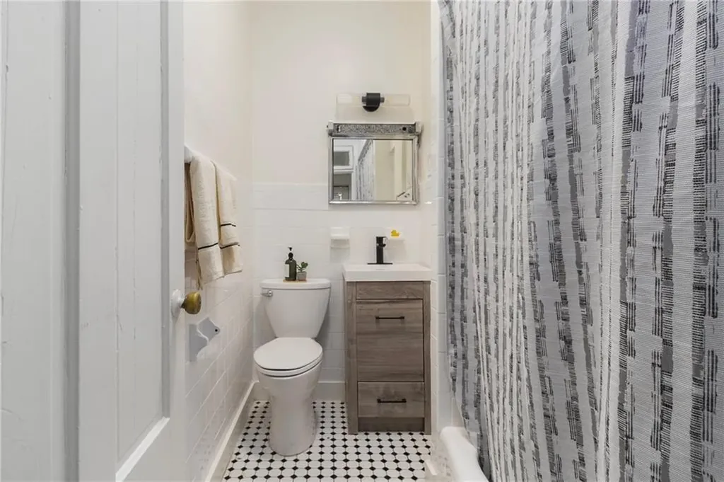 43 Chapin Avenue Providence RI 02909