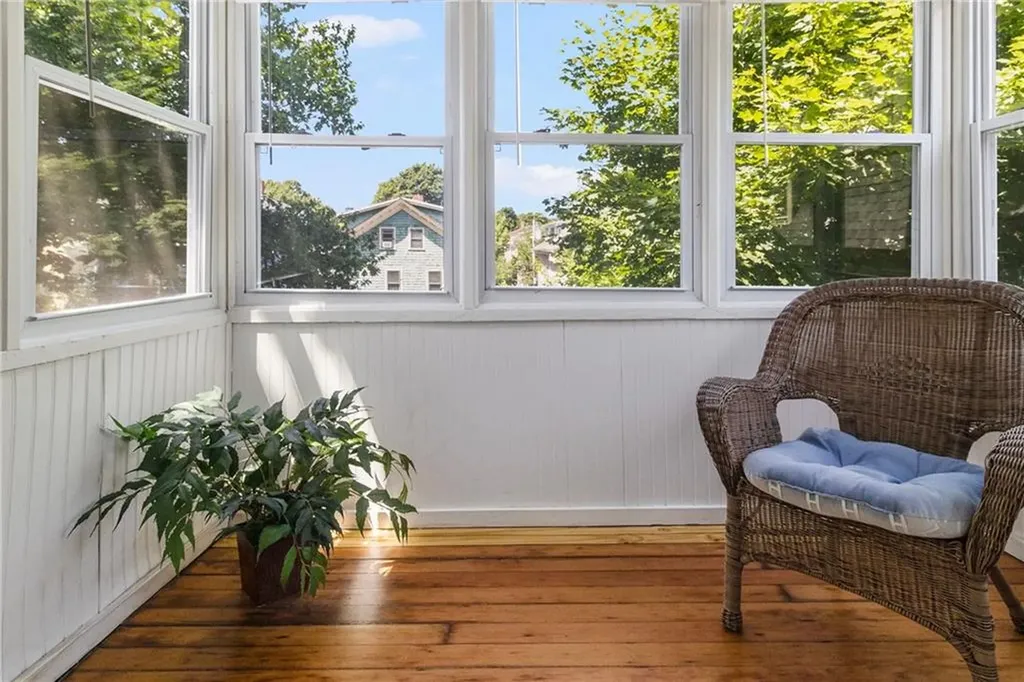 43 Chapin Avenue Providence RI 02909