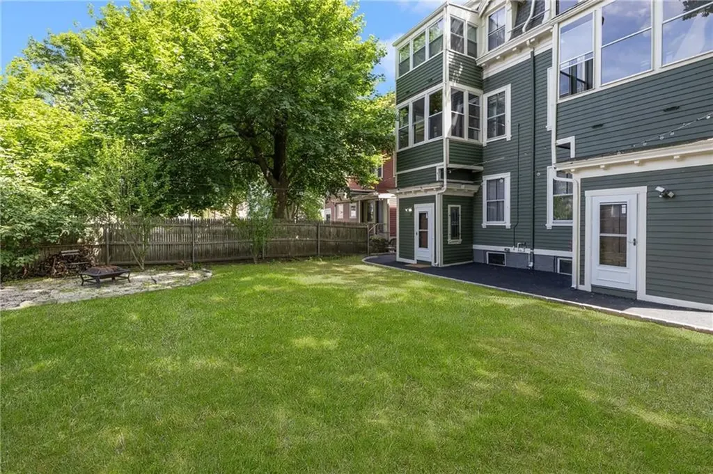 43 Chapin Avenue Providence RI 02909