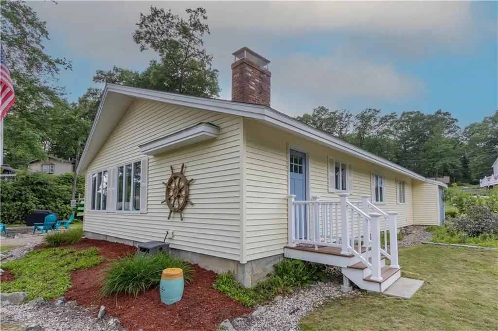 55 Alan Avenue Burrillville RI 02859