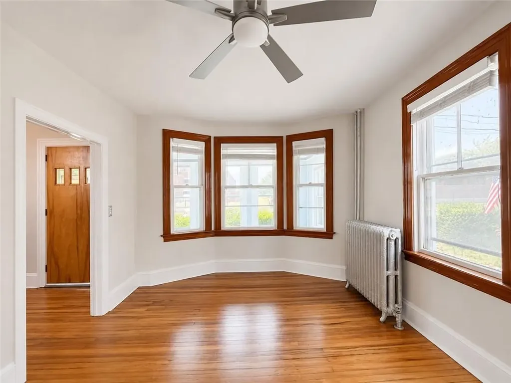 209 3rd Street Newport RI 02840
