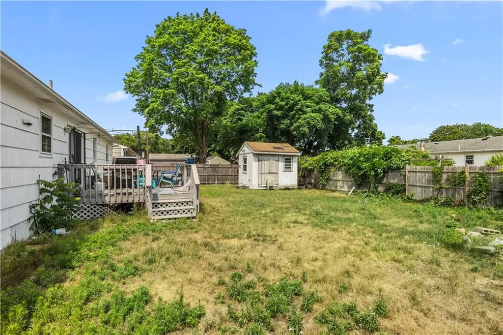 118 Foxcroft Avenue Warwick RI 02889