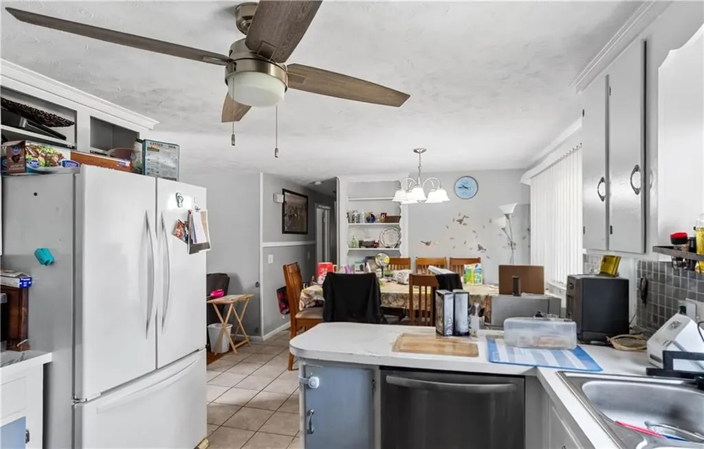 118 Foxcroft Avenue Warwick RI 02889