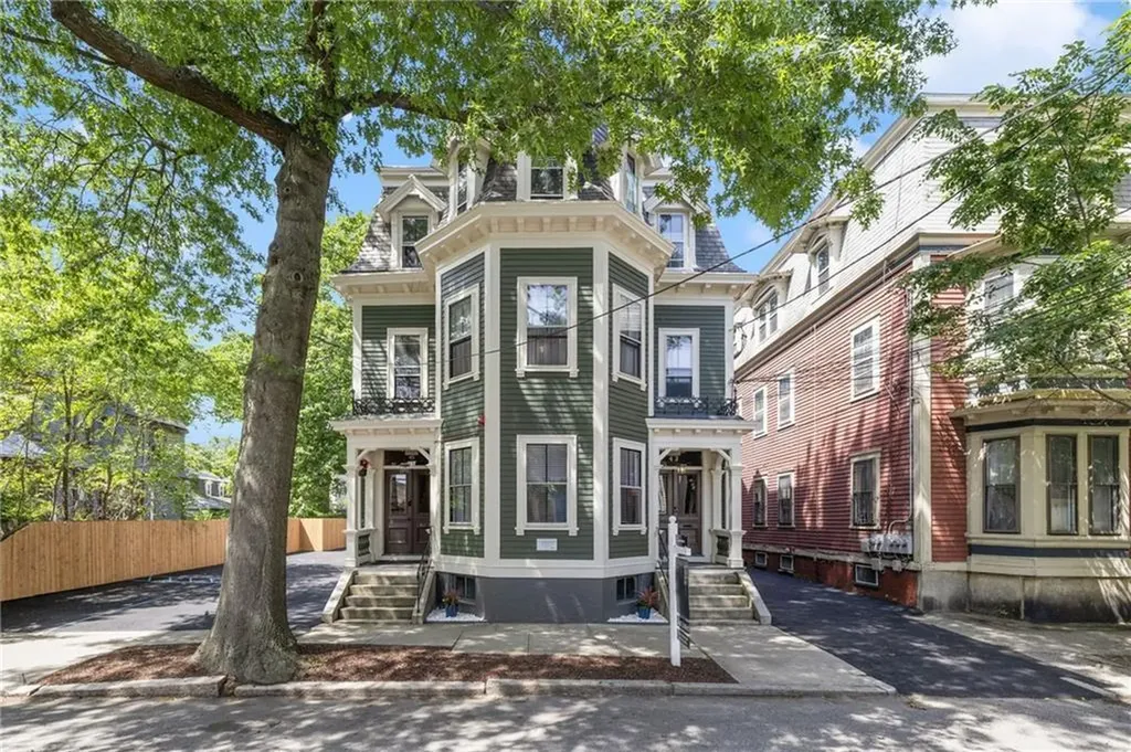 43 Chapin Avenue Providence RI 02909