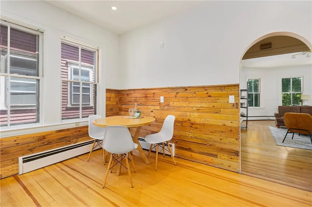 43 Chapin Avenue Providence RI 02909