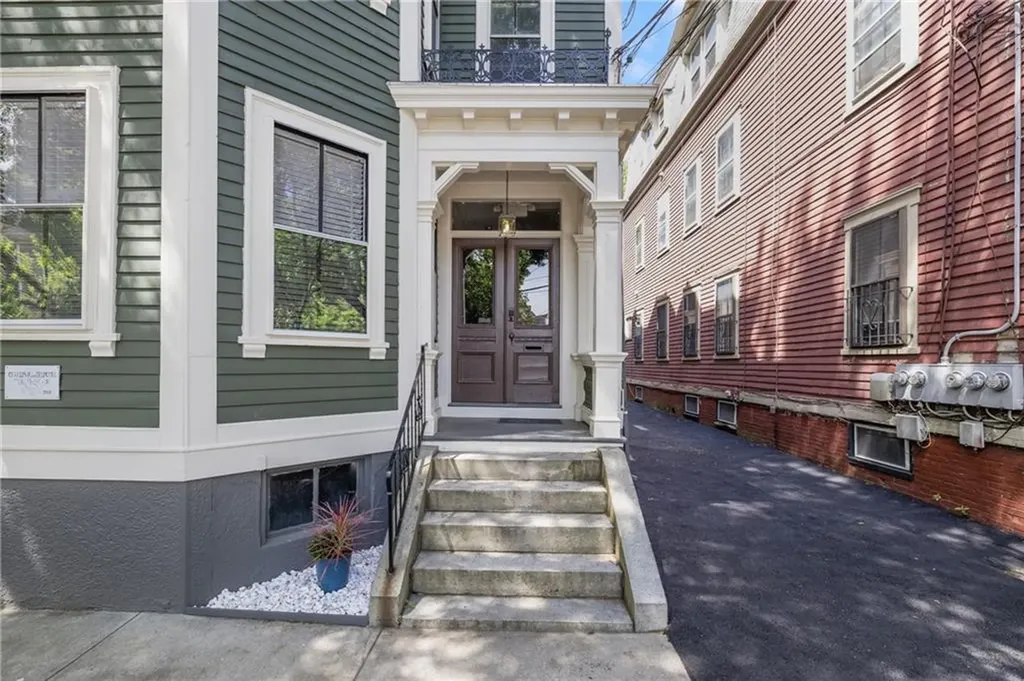 43 Chapin Avenue Providence RI 02909