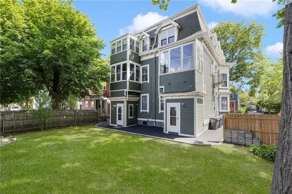 43 Chapin Avenue Providence RI 02909