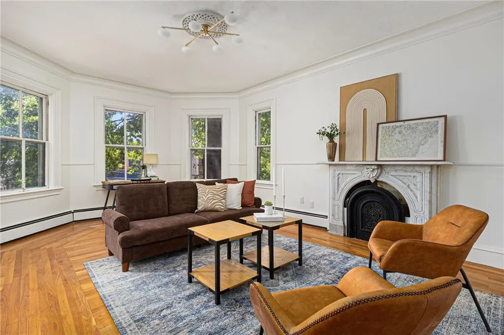 43 Chapin Avenue Providence RI 02909